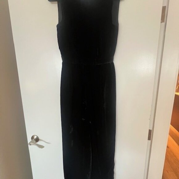 J. Crew Black Sleeveless Velvet Jumpsuit - Size 0 - Picture 4 of 10